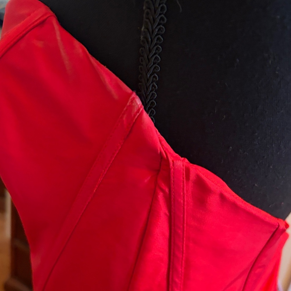 Sherri Hill Red Ruffled Ball Gown Prom Dress - Picture 6 of 12